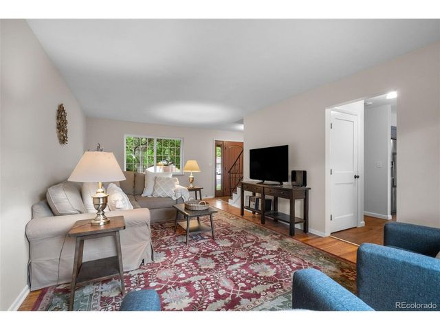 7658 S Cedar Cir, Littleton, CO 80120