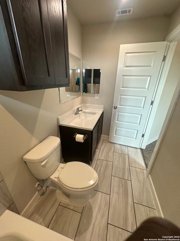 8415 Via Verona, San Antonio, TX 78227