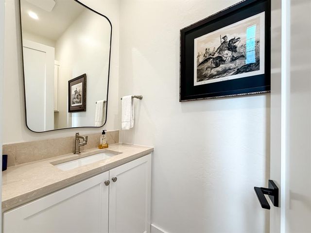 5715 N Linn Avenue, Oklahoma City, OK 73116