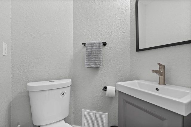 1201 15th AVENUE, South Milwaukee, WI 53172