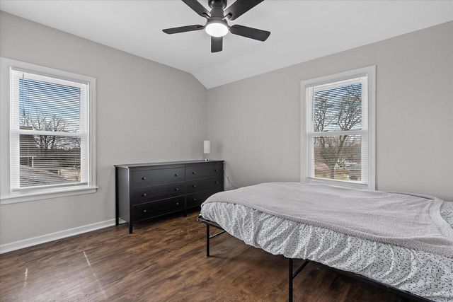 1201 15th AVENUE, South Milwaukee, WI 53172