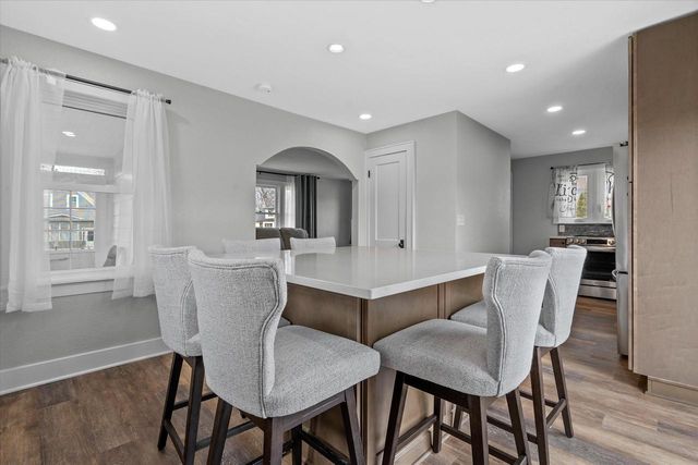 1201 15th AVENUE, South Milwaukee, WI 53172