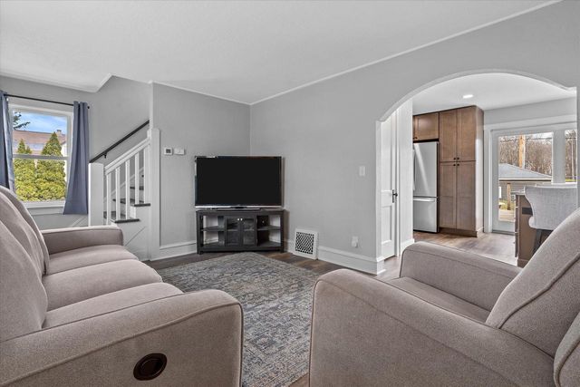 1201 15th AVENUE, South Milwaukee, WI 53172