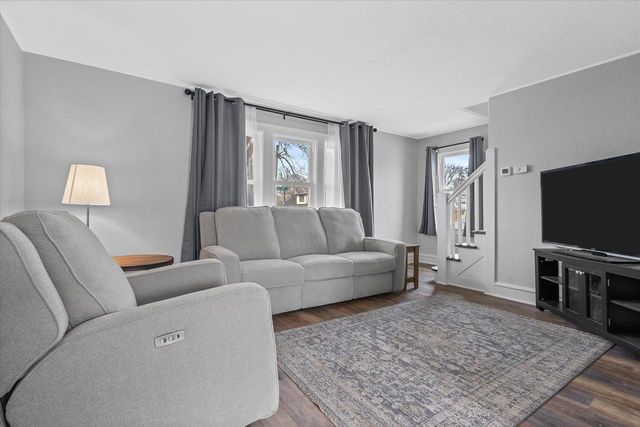 1201 15th AVENUE, South Milwaukee, WI 53172