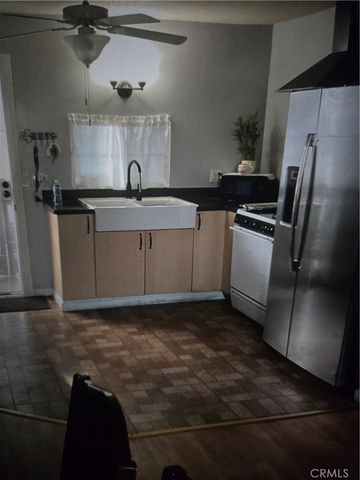 320 N Park Vista 180, Anaheim, CA 92806