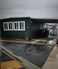 320 N Park Vista 180, Anaheim, CA 92806