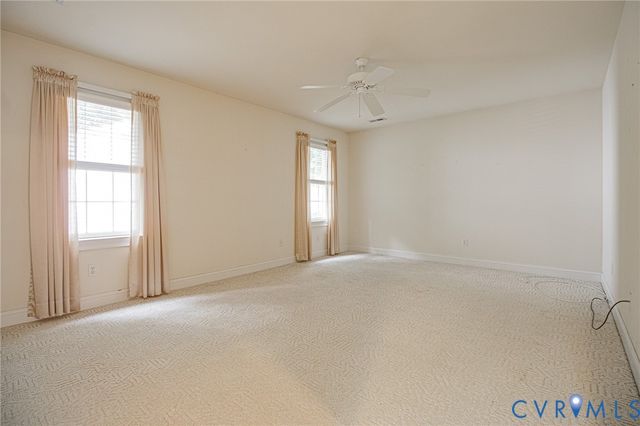 409 Cobblestone Dr, Hopewell, VA 23860