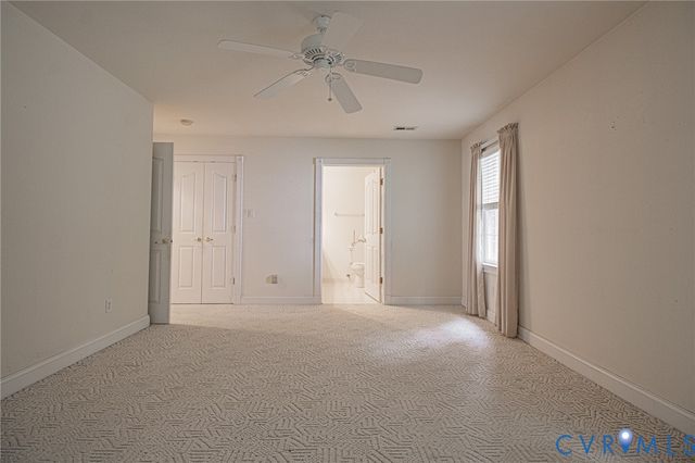 409 Cobblestone Dr, Hopewell, VA 23860