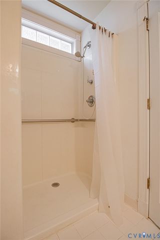 409 Cobblestone Dr, Hopewell, VA 23860
