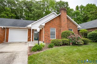 409 Cobblestone Dr, Hopewell, VA 23860