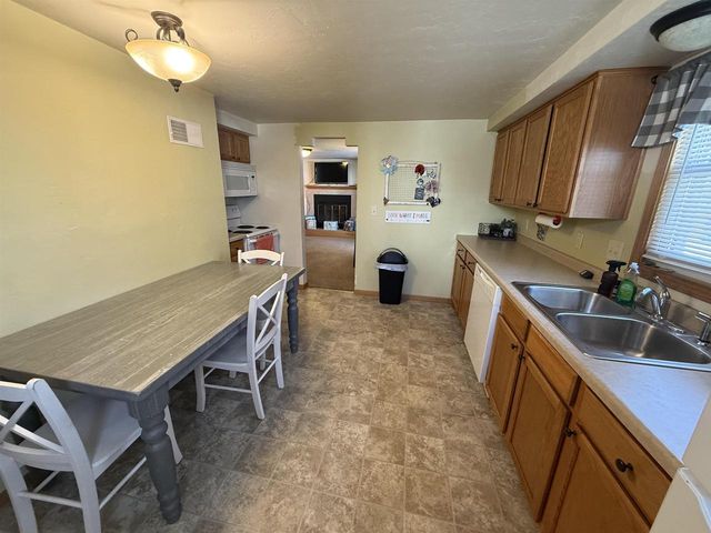 1631 W SPRING STREET, Appleton, WI 54914