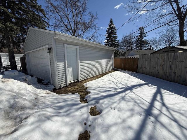 1631 W SPRING STREET, Appleton, WI 54914