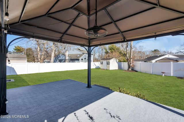 79 Saint Andrews Drive, Little Egg Harbor, NJ 08087