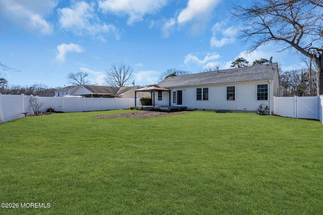 79 Saint Andrews Drive, Little Egg Harbor, NJ 08087