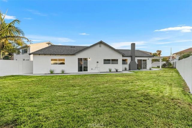 10081 Spar, Huntington Beach, CA 92646