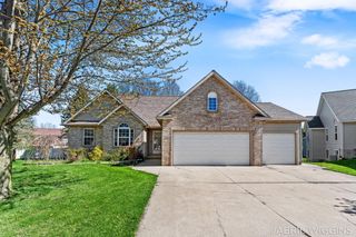 2991 Royal Blue Court, Holland Twp, MI 49424