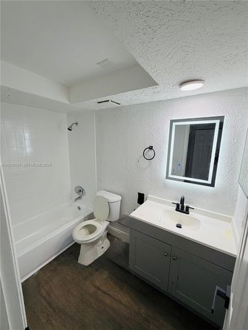 331 NW 42ND CT 101, Pompano Beach, FL 33064