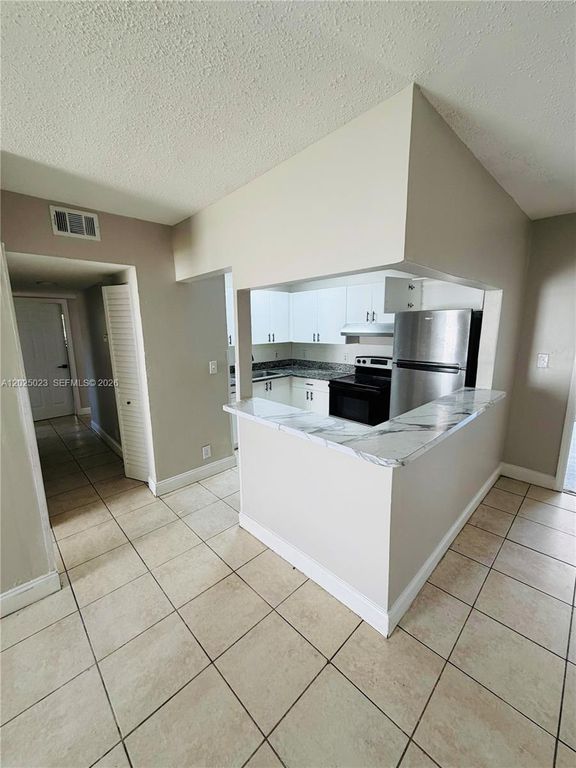 331 NW 42ND CT 101, Pompano Beach, FL 33064