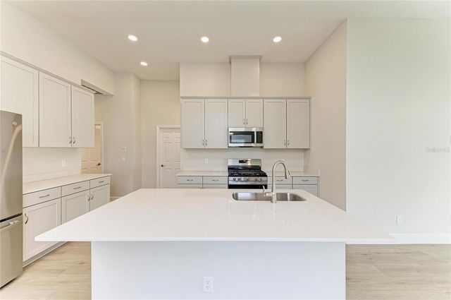 12342 OAK HILL WAY, Parrish, FL 34219