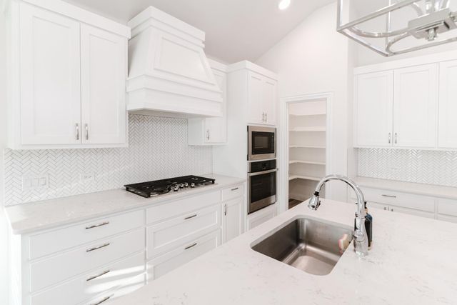 3915 Aventino Court, Sachse, TX 75048