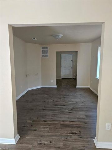 1021 30th ST, Newport News, VA 23607