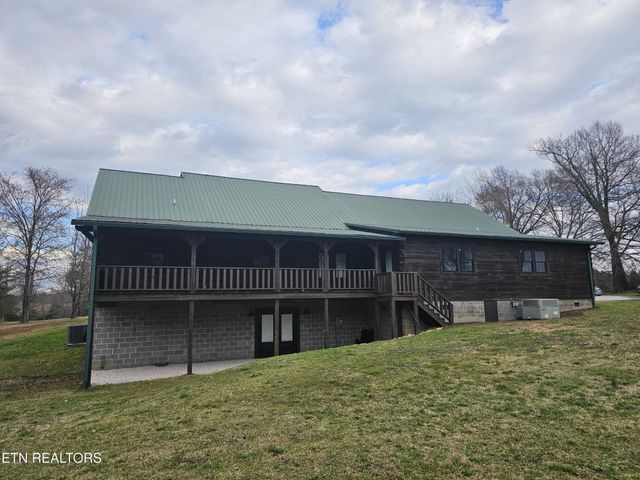 371 Plaza Drive, Madisonville, TN 37354
