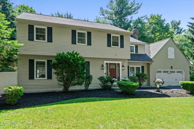 6 Greenfield Court, Clifton Park, NY 12065