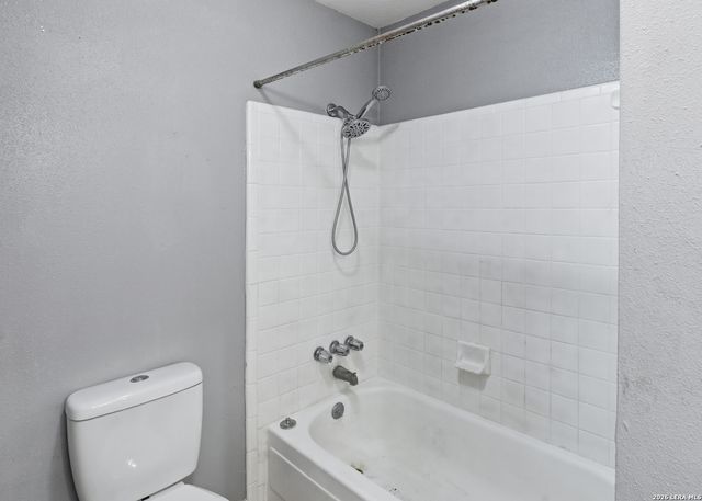 7711 Callaghan Rd Apt 705, San Antonio, TX 78229