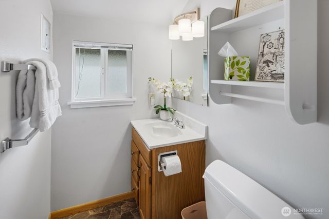 8208 Sandy Hook Drive, Clinton, WA 98236