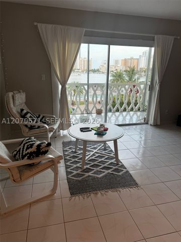 450 Golden Isles Dr 2F, Hallandale Beach, FL 33009