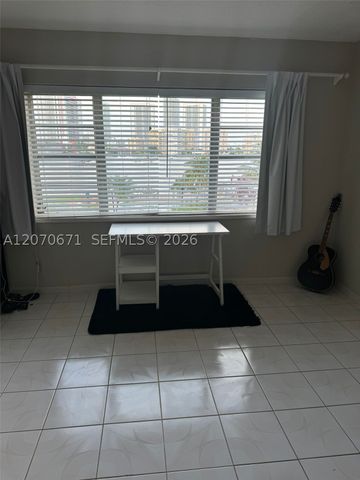 450 Golden Isles Dr 2F, Hallandale Beach, FL 33009