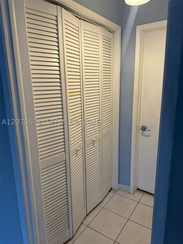 450 Golden Isles Dr 2F, Hallandale Beach, FL 33009