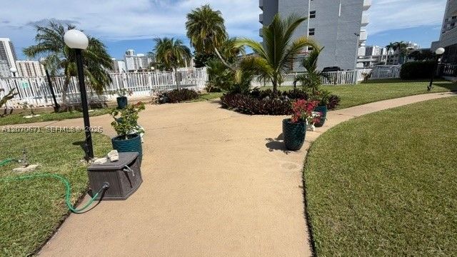 450 Golden Isles Dr 2F, Hallandale Beach, FL 33009