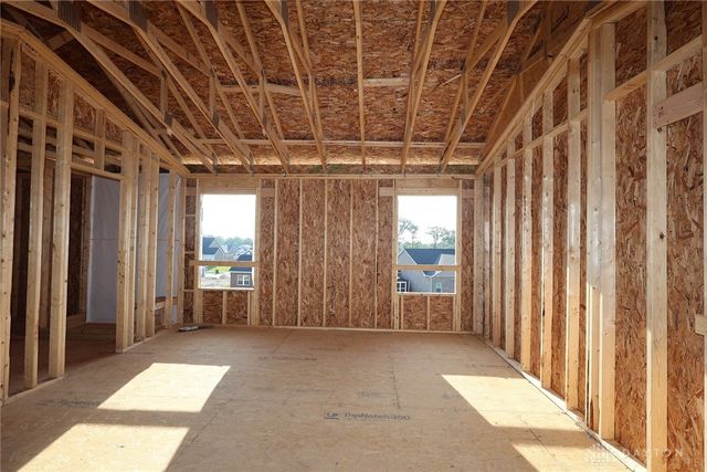 474 Crossing Lane 8298, Miami Twp, OH 45449