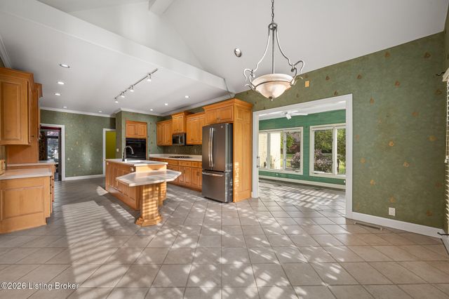 6509 Mt Batten Ct, Prospect, KY 40059