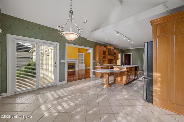 6509 Mt Batten Ct, Prospect, KY 40059