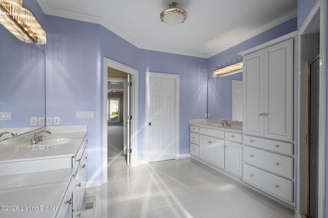 6509 Mt Batten Ct, Prospect, KY 40059