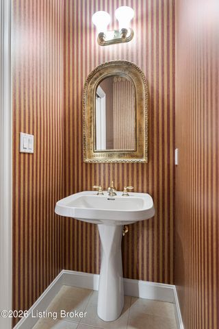 6509 Mt Batten Ct, Prospect, KY 40059