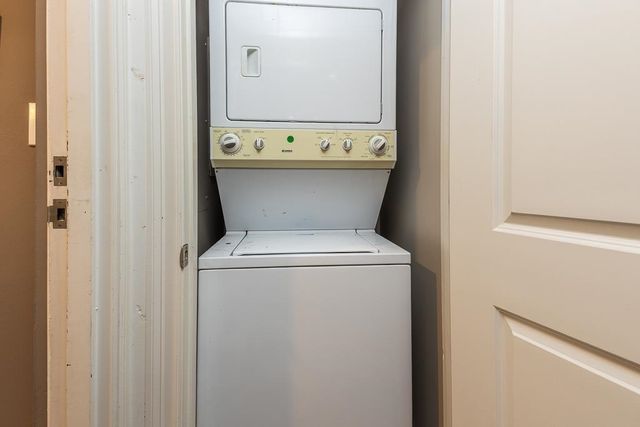 655 S Riverside Dr Apt 708B, Memphis, TN 38103