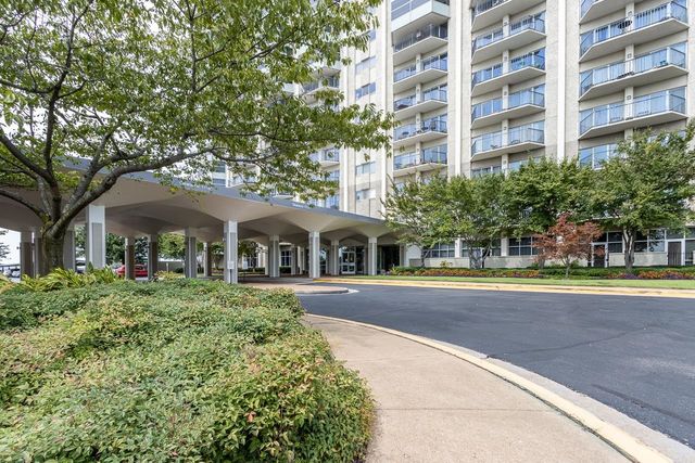 655 S Riverside Dr Apt 708B, Memphis, TN 38103