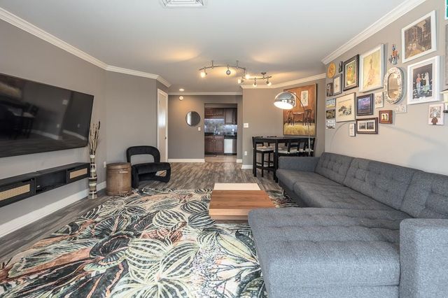 655 S Riverside Dr Apt 708B, Memphis, TN 38103
