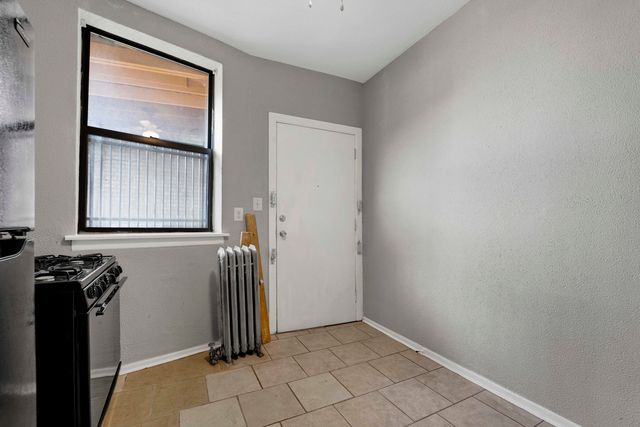 6225 S Dorchester Avenue 3, Chicago, IL 60637