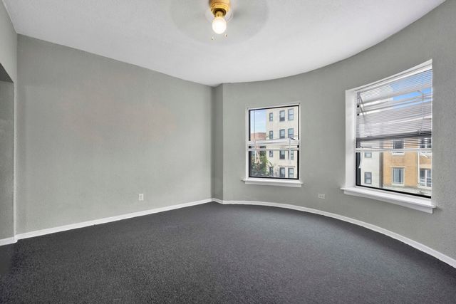 6225 S Dorchester Avenue 3, Chicago, IL 60637