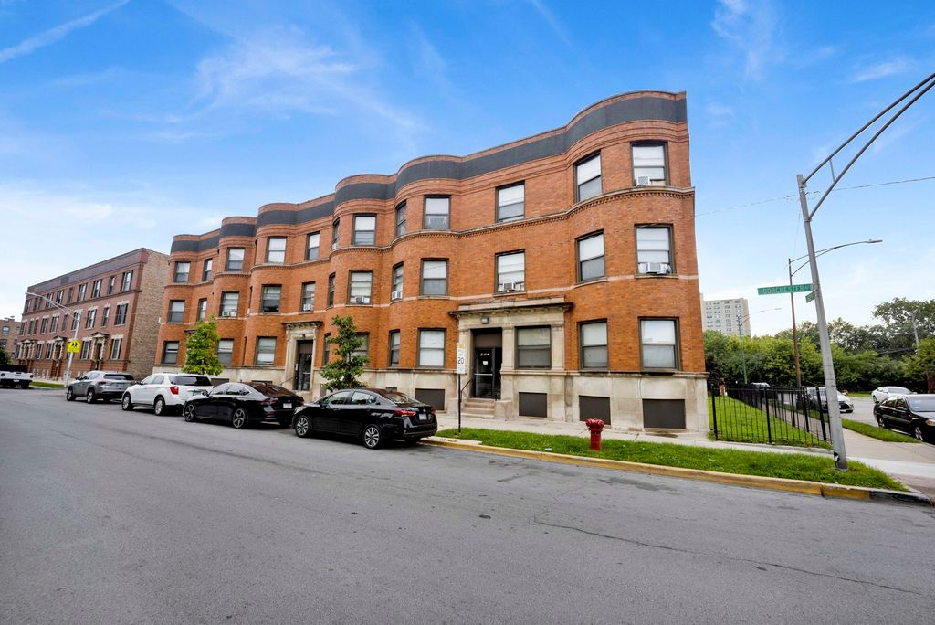 6225 S Dorchester Avenue 3, Chicago, IL 60637