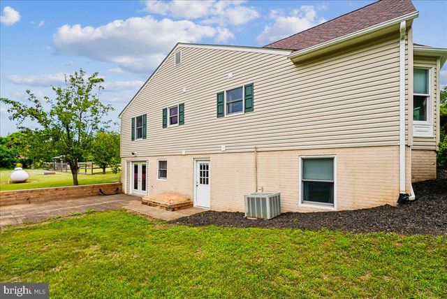 25501 FROSTY MEADOW LN, Aldie, VA 20105