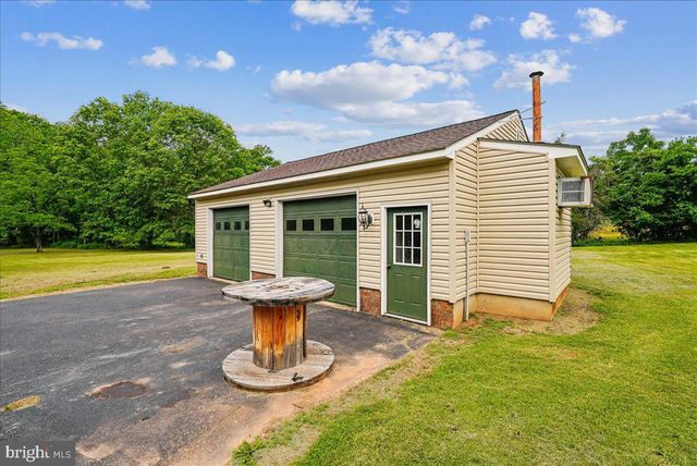 25501 FROSTY MEADOW LN, Aldie, VA 20105
