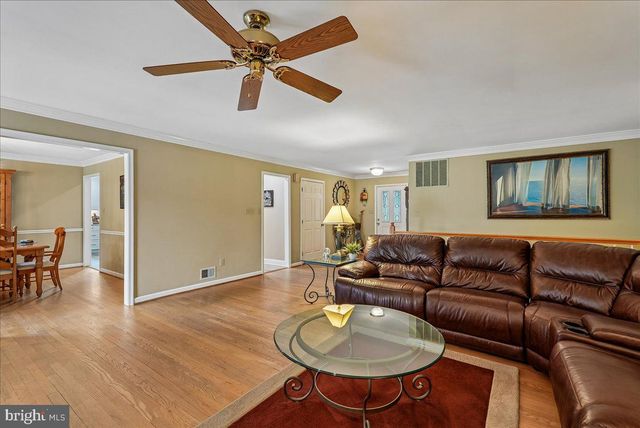 25501 FROSTY MEADOW LN, Aldie, VA 20105