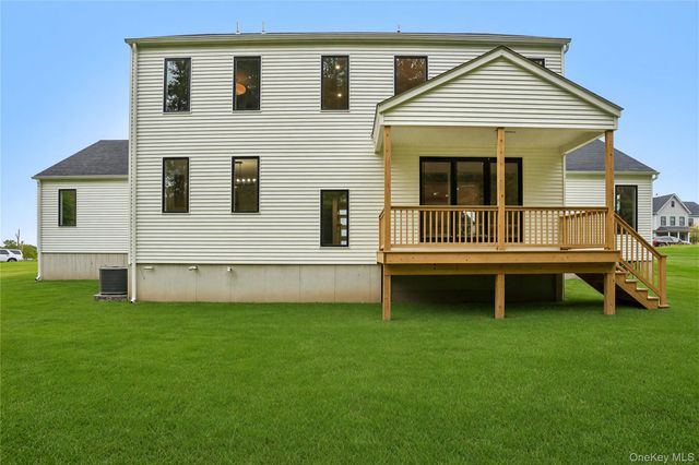 24 Wildwood Drive, Rock Tavern, NY 12575