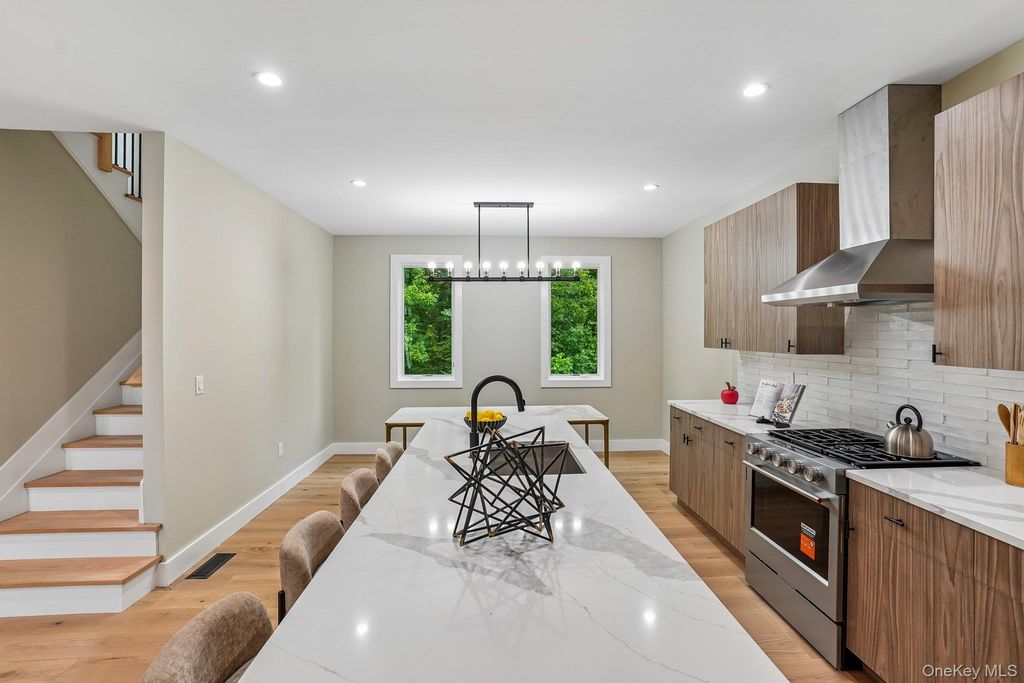 24 Wildwood Drive, Rock Tavern, NY 12575 — photo 3