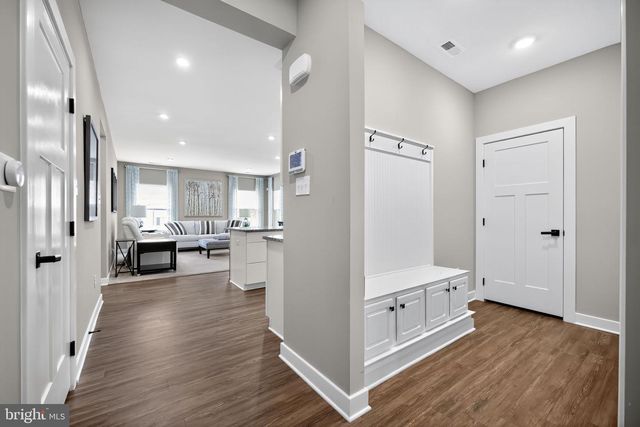 203 AMESBURY BLVD, Swedesboro, NJ 08085